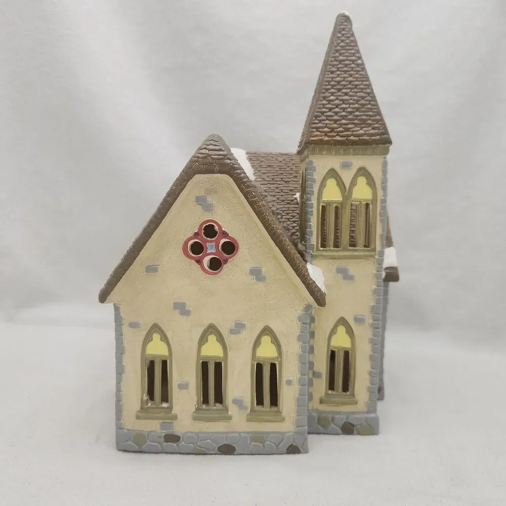 House Dept 56 Snow Village Redeemer Church Illuminated 5127-6 Retired 1988